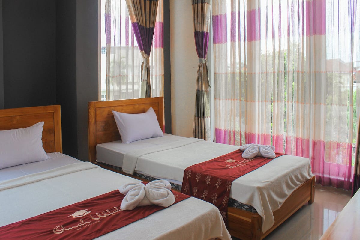 Chambre Standard avec lits jumeaux | Literie de qualité supérieure, matelas mémoire de forme, bureau