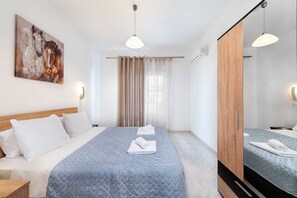 1 bedroom, iron/ironing board, free WiFi, bed sheets