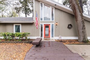 Exterior detail - 6 Park Rd - Pet Friendly, Walk to Beach, Coligny (Hilton Head Island)