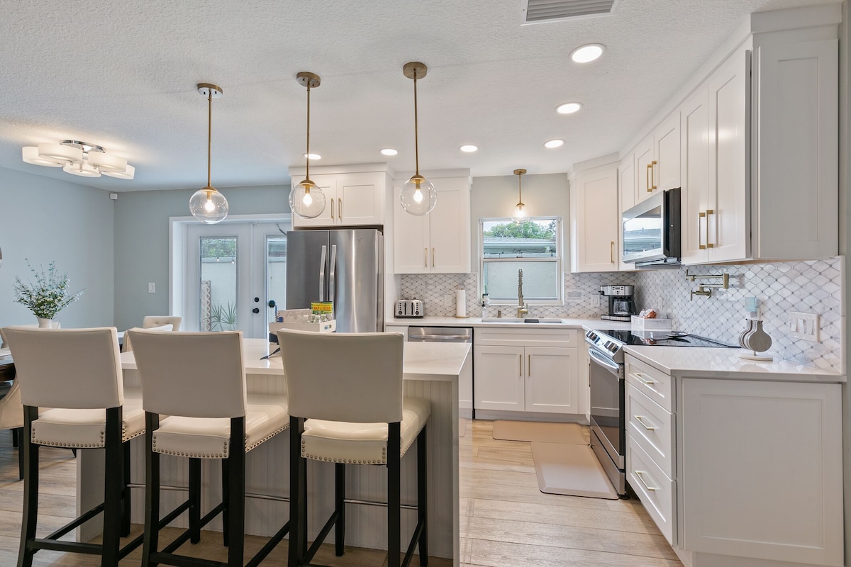 Photo 10 of Family Retreat with Great Location to Downtown and the Beaches!