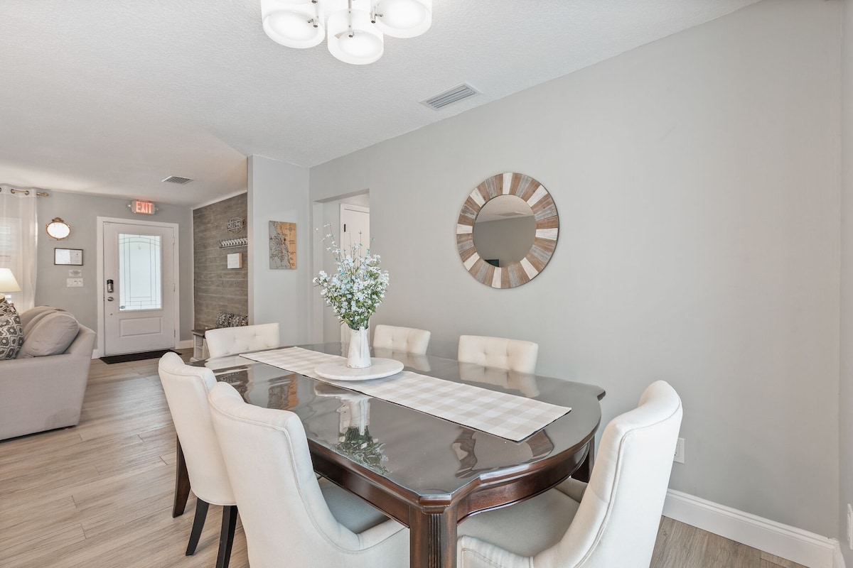 Photo 14 of Family Retreat with Great Location to Downtown and the Beaches!