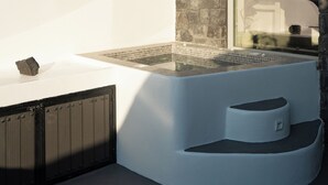 Courtyard Suite with Hot Tub | 露台/庭院