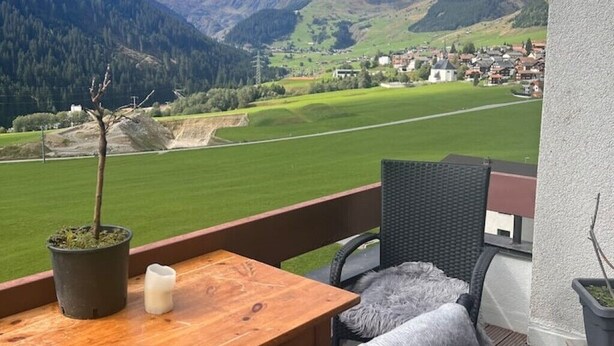 Unclassified image, 1 of 16, button - Mountaindream Apartment Sedrun (Tujetsch)