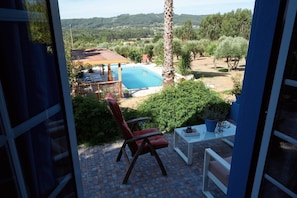Outdoor pool - Quinta Inge  Cottage met Zwembad Midden Portugal ,dornes ,tomar ,lago Azul (Paio Mendes)