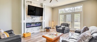 Spacious Hampton Vacation Home Near Beaches!