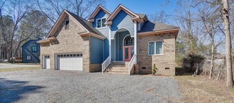 Spacious Hampton Vacation Home Near Beaches!