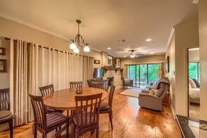 Apartamento, 3 habitaciones | Restauración