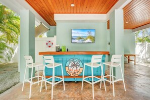 Maison, 5 chambres | Bar (sur place)