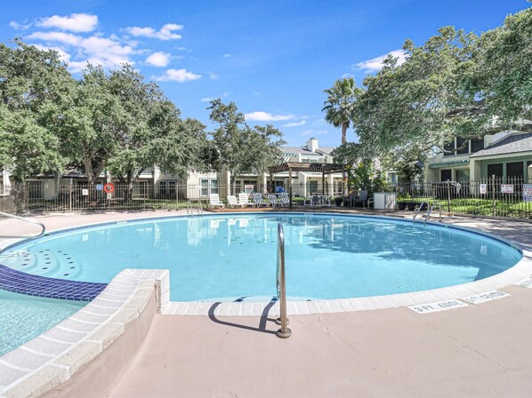 Condo, 2 quartos | Piscina