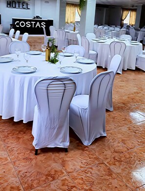 Reception hall - Hotel & Restaurante Costas (Fortuna)
