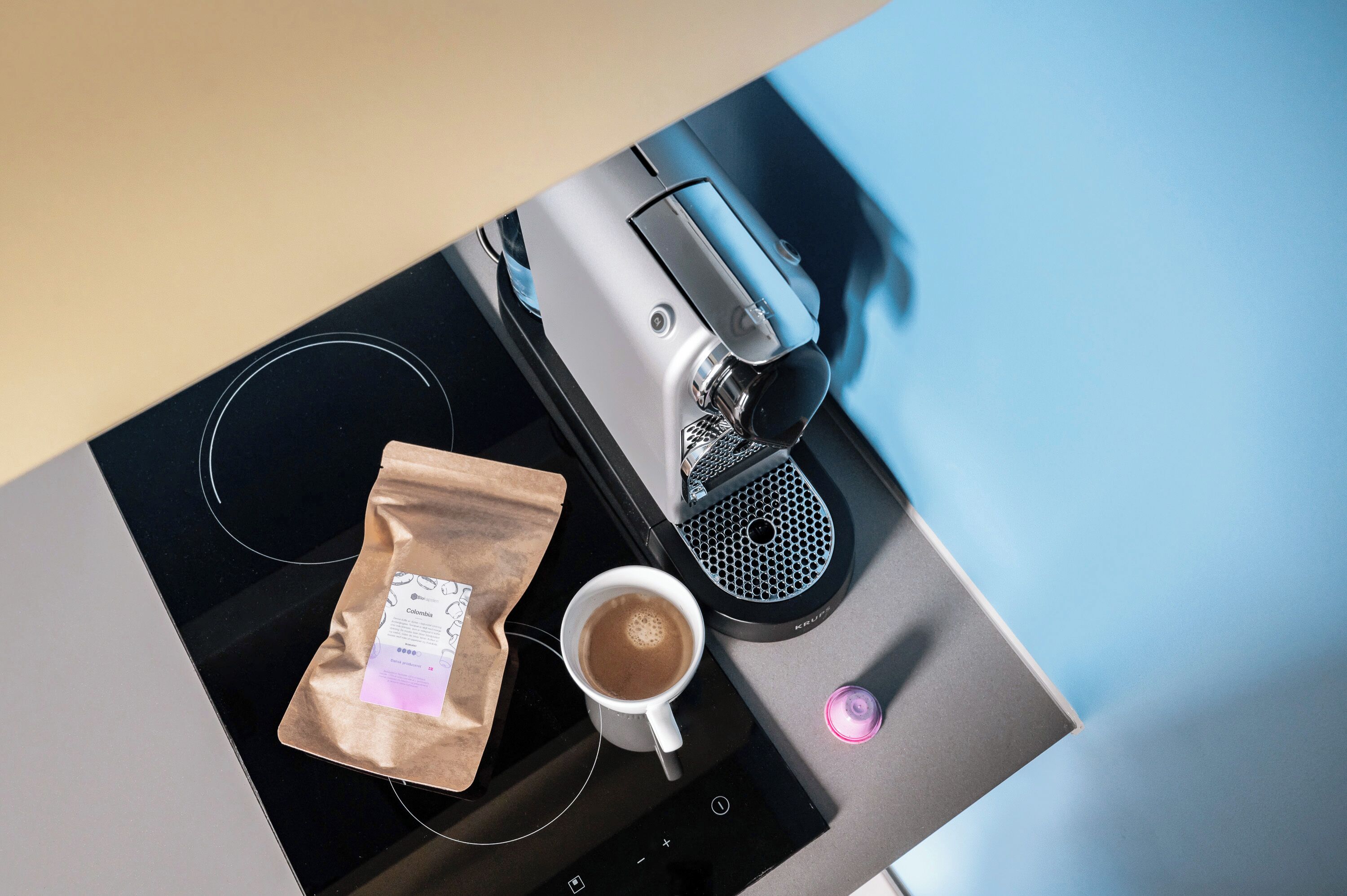 Kaffe og/eller kaffemaskin
