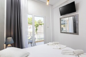 Suite familiar | Escritorio, espacio para trabajar con un portátil, wifi gratis