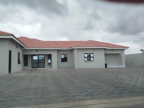 Apartment | Exterior - Luxury 3 Bedroom Self Catering Apartment- Masvingo (Masvingo)
