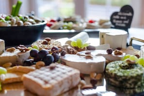 Breakfast buffet - Project JUNE (Jueterbog)