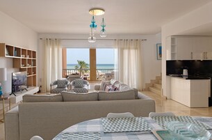 3 bedrooms, iron/ironing board, free WiFi