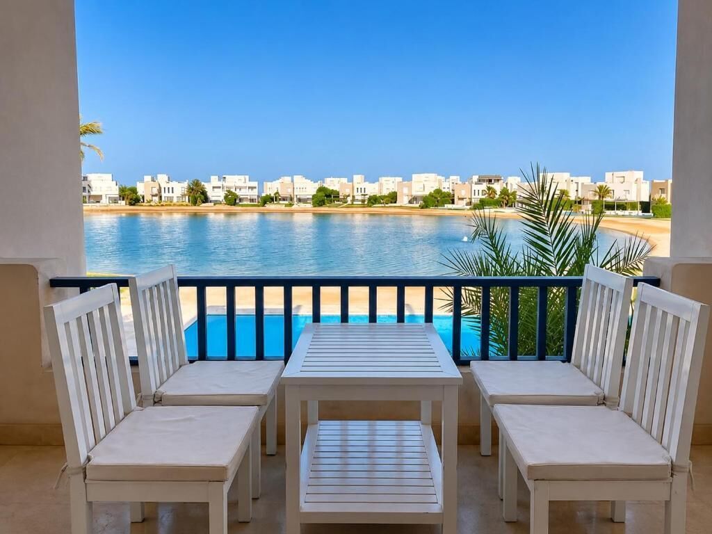 Superior Apartment, 2 Bedrooms, Lake View | Terrace/patio