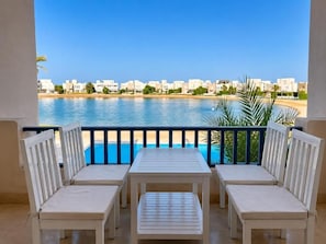 Superior Apartment, 2 Bedrooms, Lake View | Terrace/patio