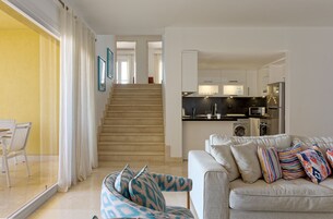 奢华公寓 | 起居区