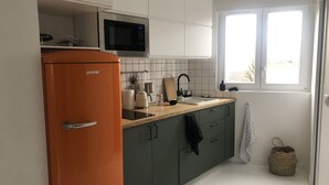 Uklassifisert bilde, 2 av 6, knapp