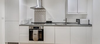 1 Bed, Sleeps 3, Free Parking, Wifi