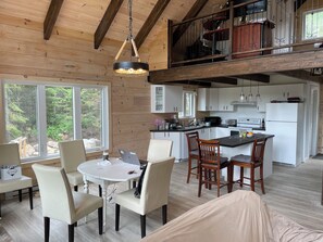 冷�蔵庫、電子レンジ、オーブン、コンロ