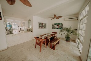City House, 5 Bedrooms | Living area - Luxury Cancun city life style  (Cancun)