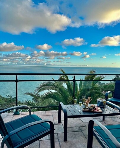 La Chaumière Vauban Vue Mer et Mont St Michel