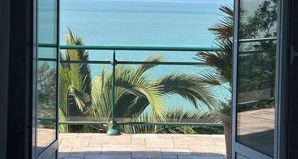 La ChaumiĂšre Vauban Vue Mer et Mont St Michel