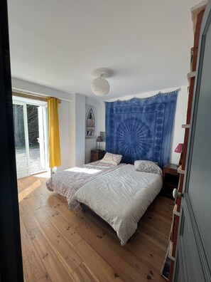 4 chambres, bureau, lit parapluie, Wi-Fi gratuit