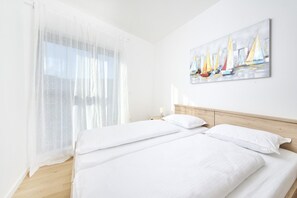 2 bedrooms, iron/ironing board, travel crib, free WiFi - Ferienwohnung Tamar - 6 Personen, 2 Schlafzimmer, Balkon (Umag)
