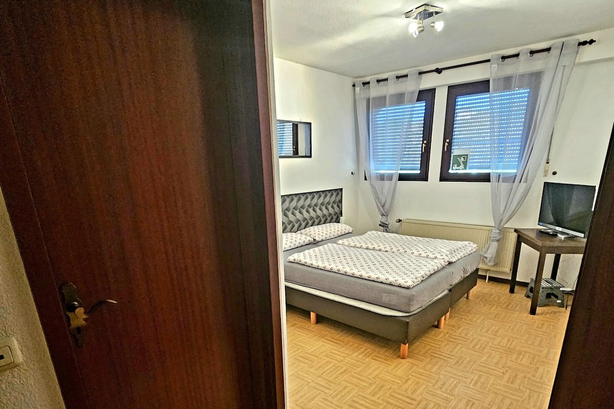 Classic Single Room