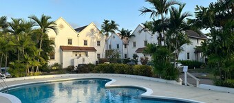 Charming 3-bedroom villa w/ all amenities Close to white sand beaches -Barbados
