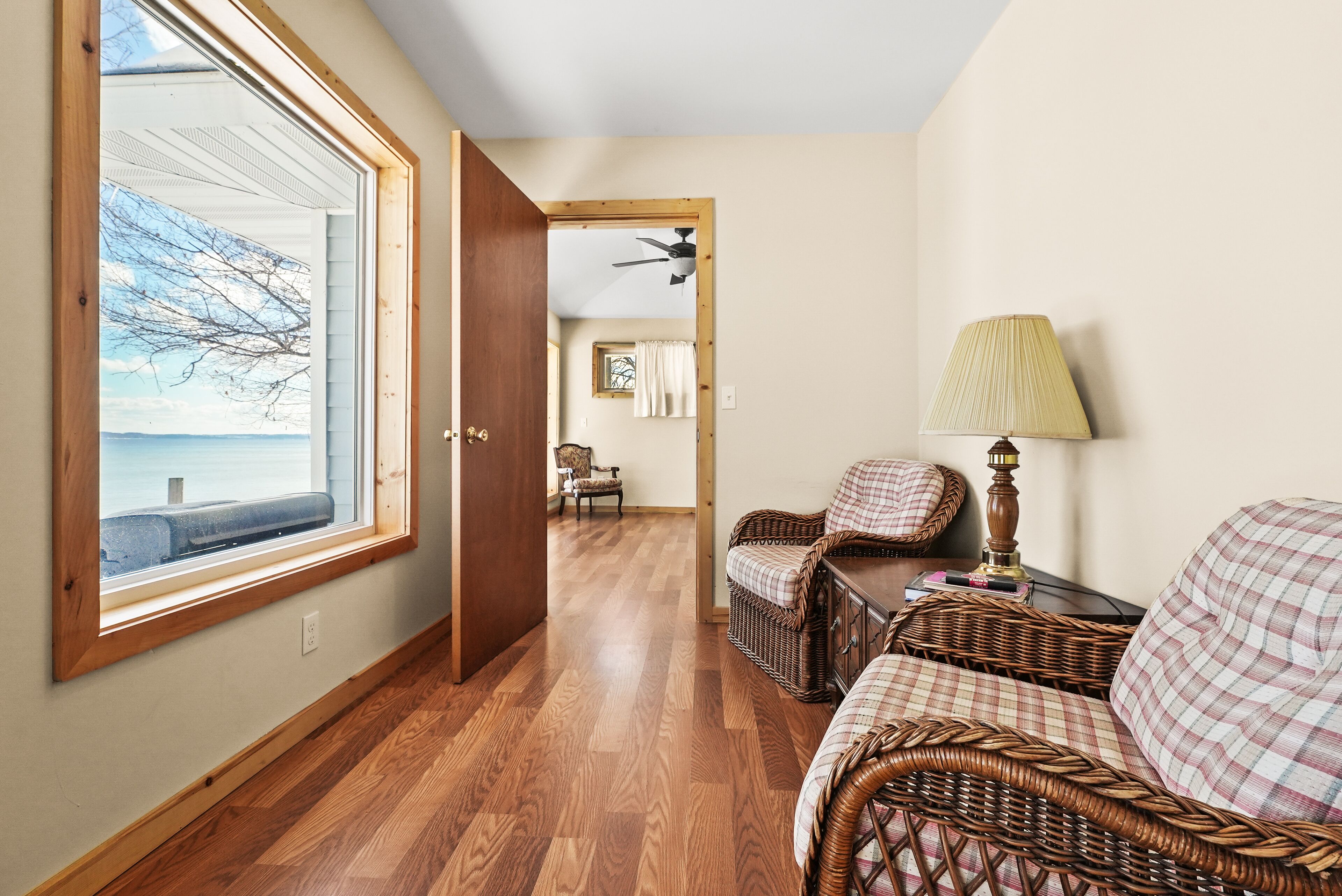 Grand Traverse Bay Private Beachfront, 10 Min To Traverse City, 30 Min To Dunes - Traverse City, MI