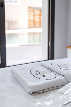 Rom – standard | Sengetøy av topp kvalitet, safe på rommet og blendingsgardiner