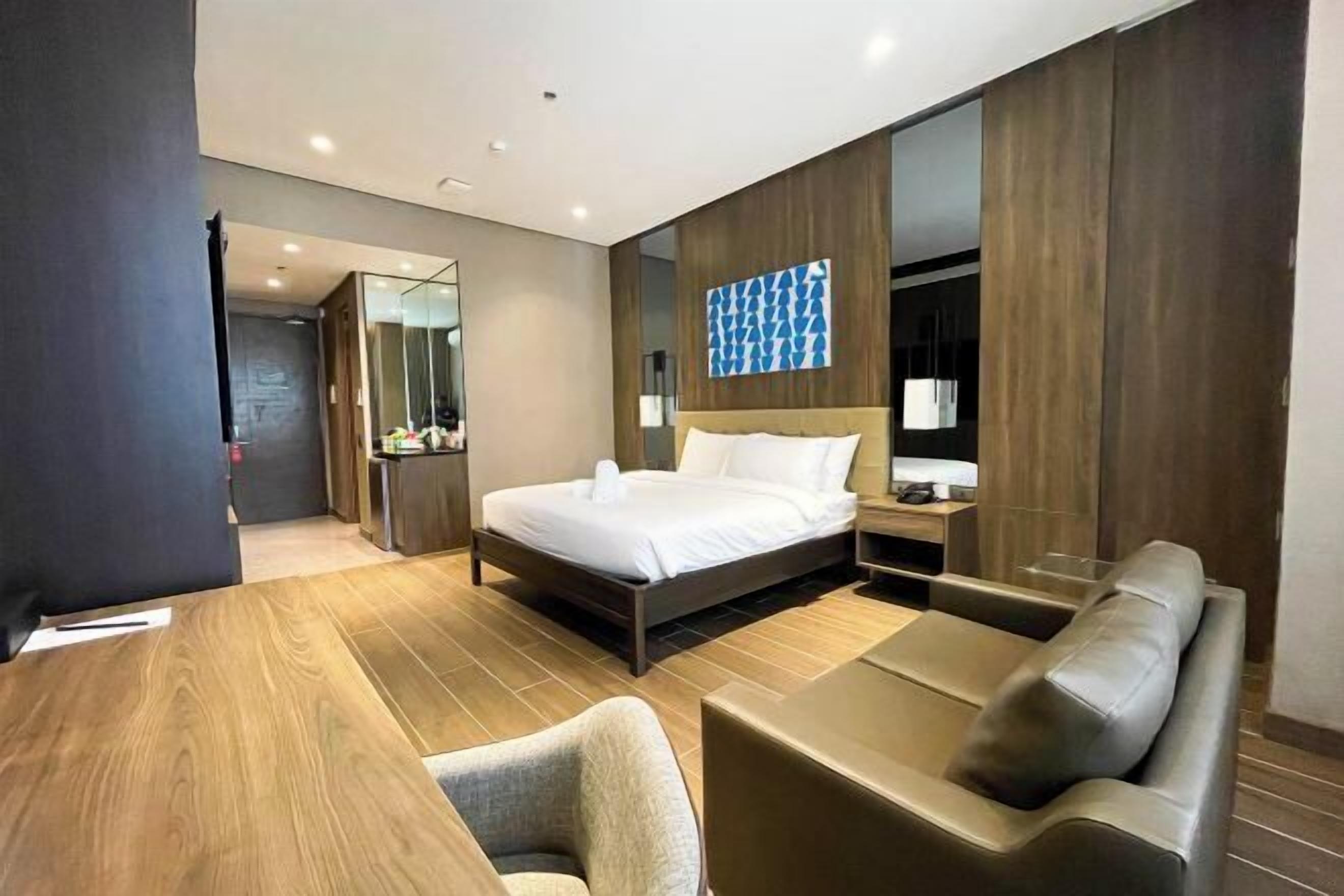 In-room safe, desk, soundproofing, rollaway beds