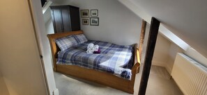 Iron/ironing board, free WiFi, bed sheets - Stunning 1-bed Studio in Windsor (Windsor)