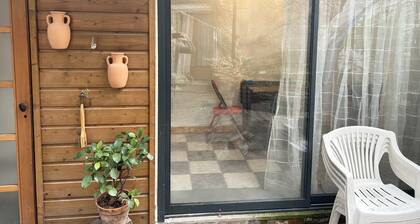 Studio en Fond de Jardin, Centre-ville, Ă 20 Minutes de Paris