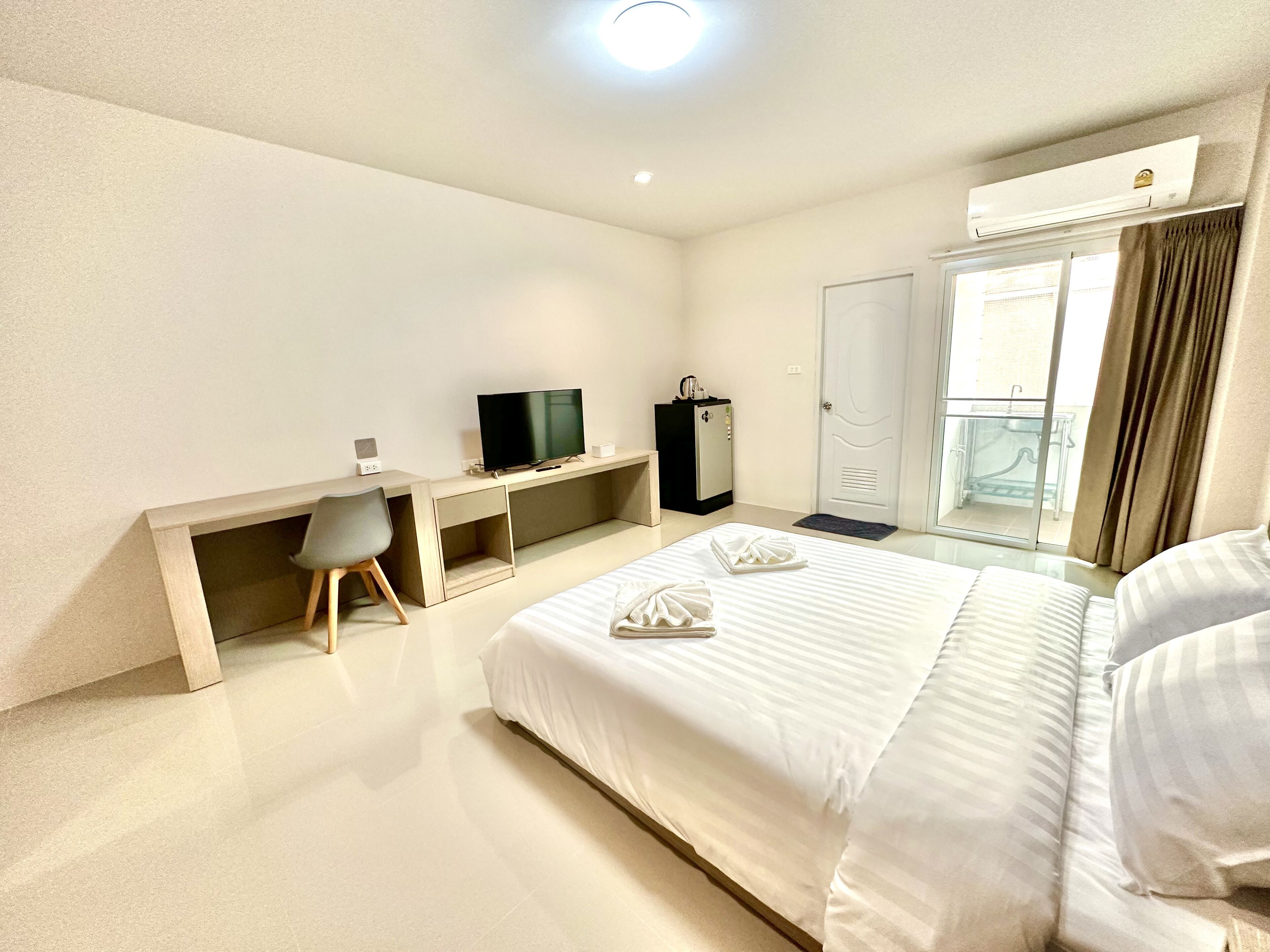 1 habitación y ropa de cama 