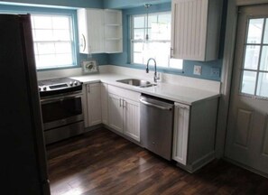 冷蔵庫、電子レンジ、食器洗い機