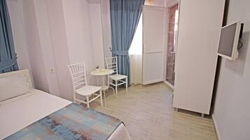 Habitación Confort doble | Minibar, wifi gratis, ropa de cama