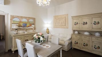 Căn hộ Deluxe | Khu phòng khách | TV LED