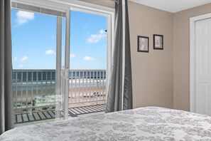 4 soverom, strykejern/-brett, reiseseng for barn og wi-fi (inkludert)