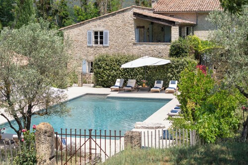 Beautiful Bastide in Provence with swimming pool, tennis court, and jacuzzi