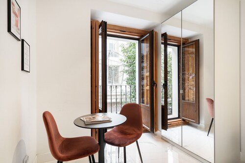 Dobo Madrid Luna