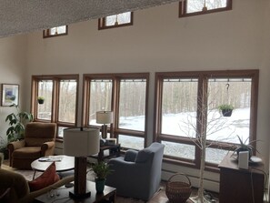Interior - Relax in this spacious Vermont mountain home (Jericho)