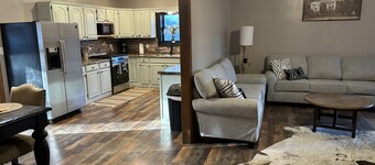 Cowtown at Piney River Ranch; Charming Farm House in Houston, MO