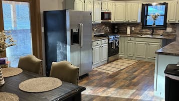 Micro-ondas, fogão, cooktop