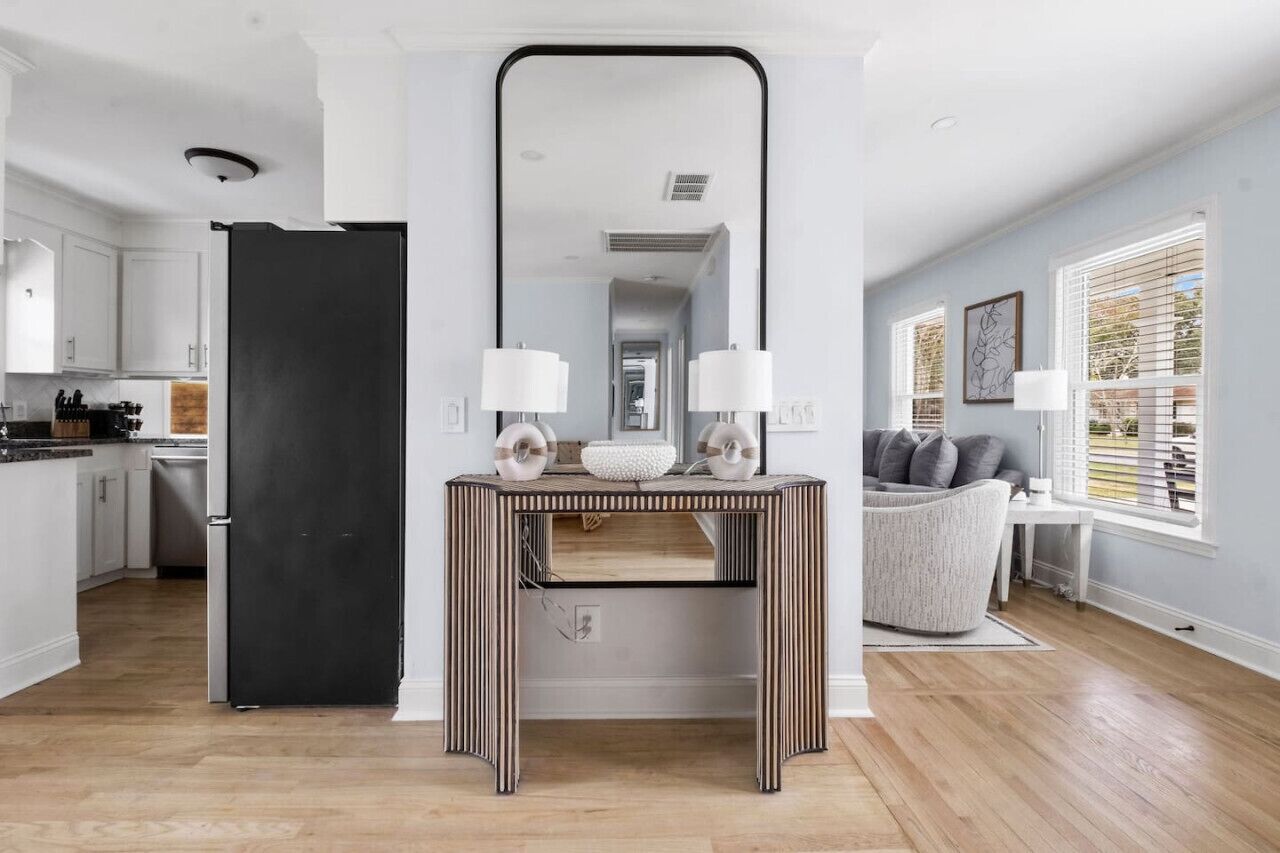 Una Smart TV, un futbolín