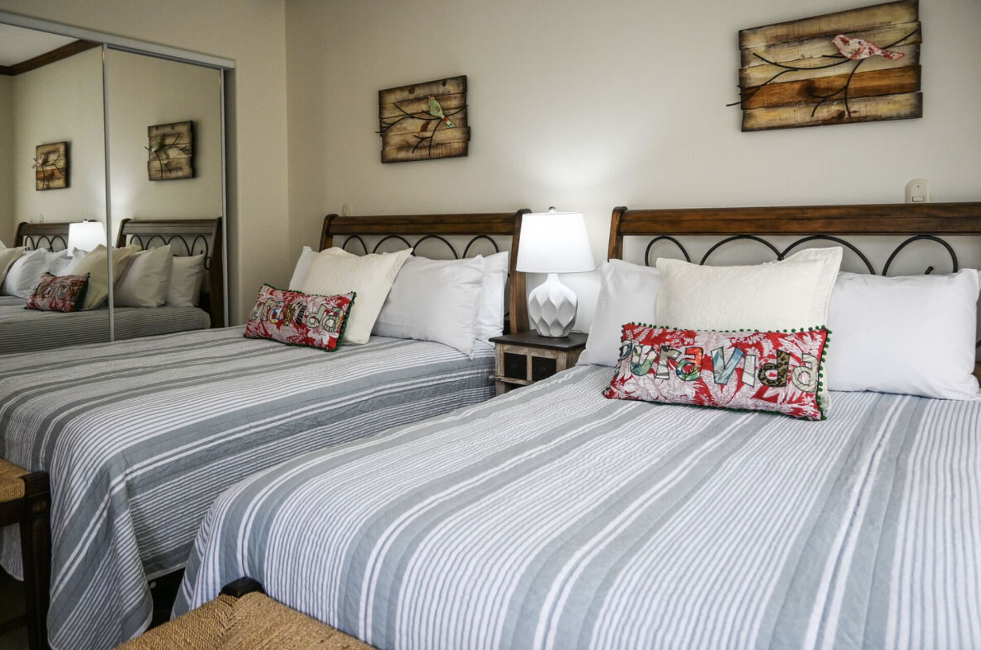 3 bedrooms, in-room safe, desk, free WiFi