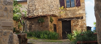 Medieval Cottage in the Ancient Village of Milhars